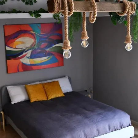 La Mariposa بيت ضيافة 4*